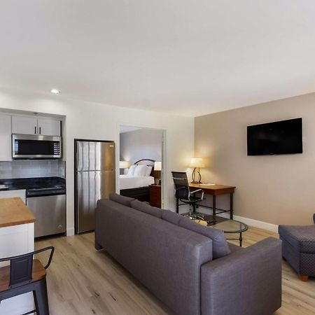 Surestay Plus Hotel By Best Western Tempe University 外观 照片