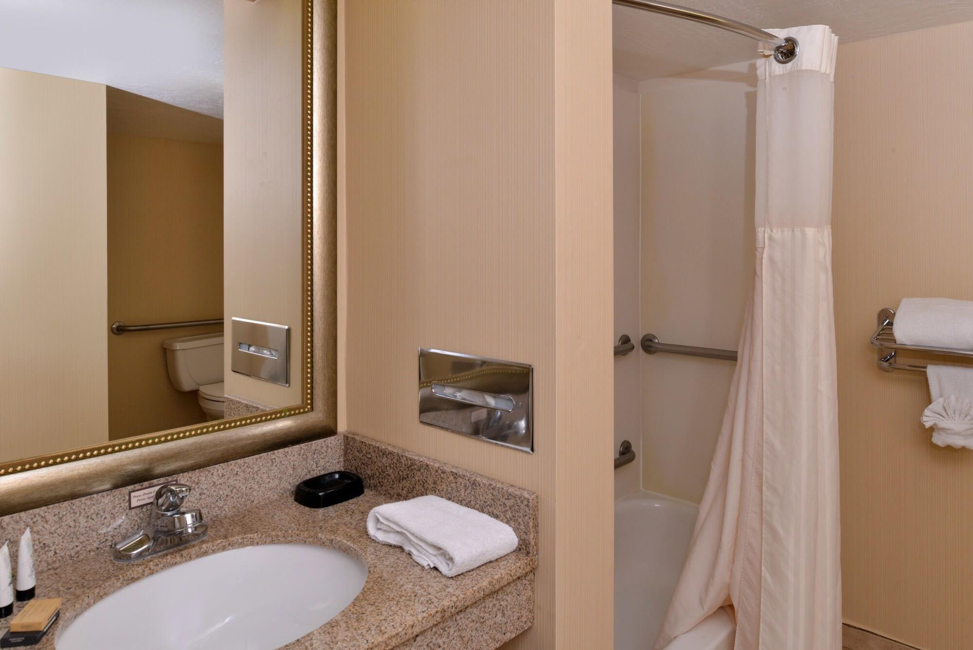 Surestay Plus Hotel By Best Western Tempe University 外观 照片