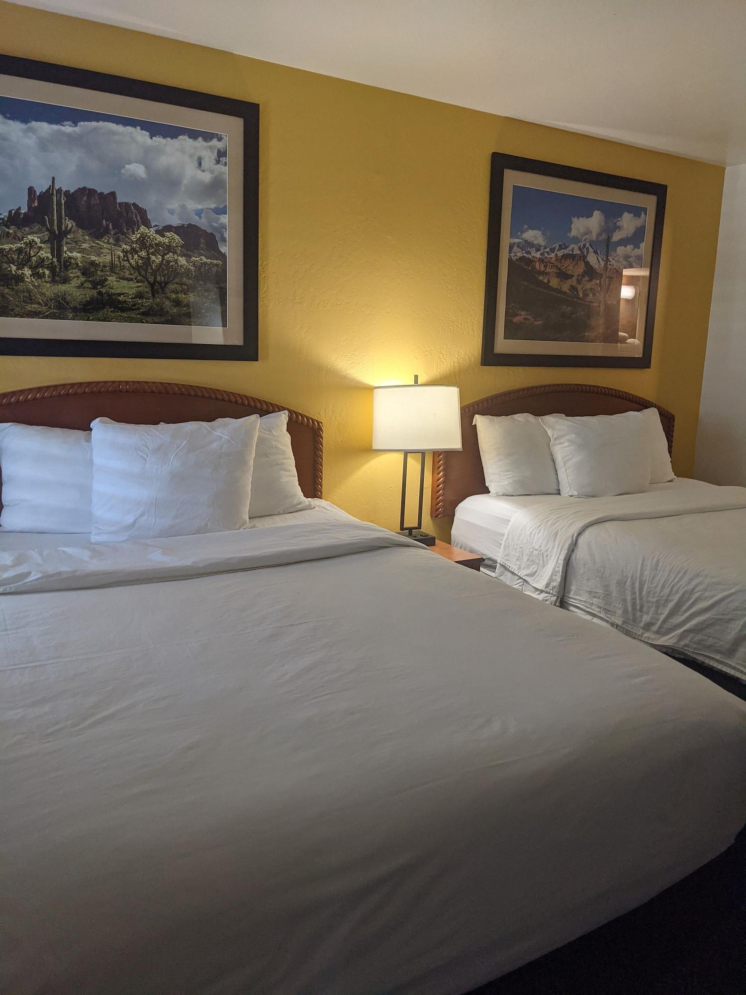 Surestay Plus Hotel By Best Western Tempe University 外观 照片
