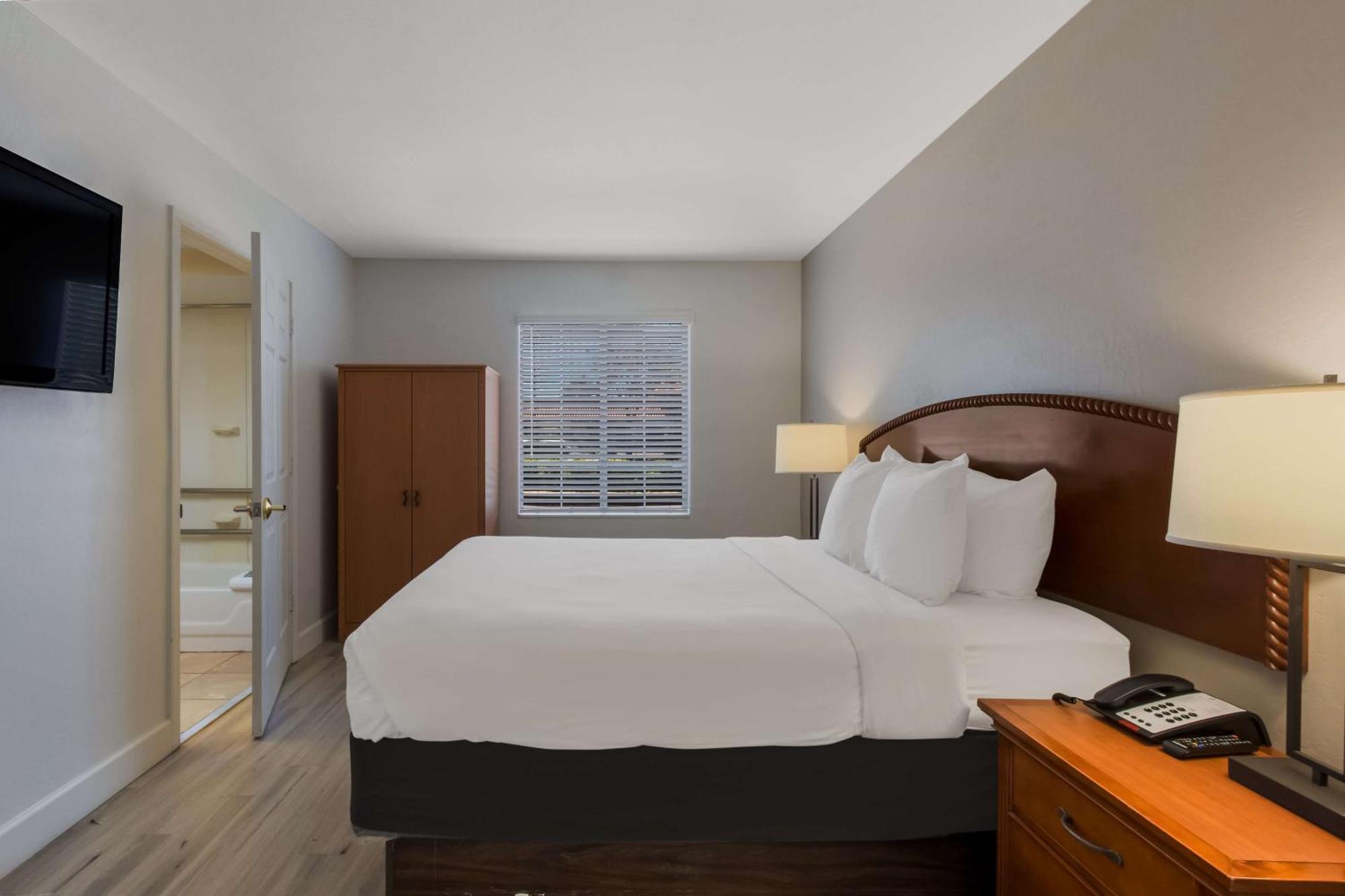 Surestay Plus Hotel By Best Western Tempe University 外观 照片