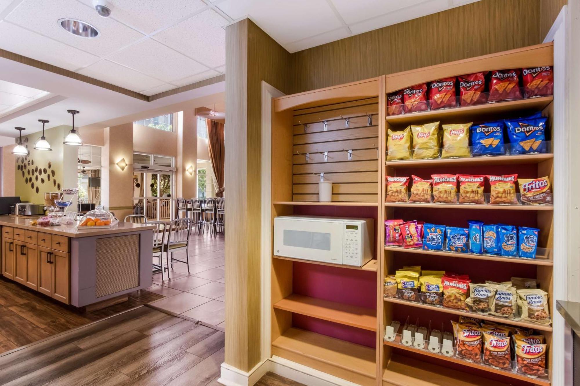 Surestay Plus Hotel By Best Western Tempe University 外观 照片