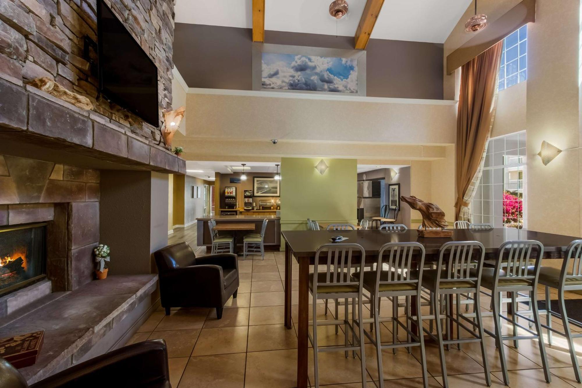 Surestay Plus Hotel By Best Western Tempe University 外观 照片